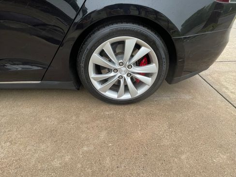 Used 2016 Tesla Model S P90D image 16