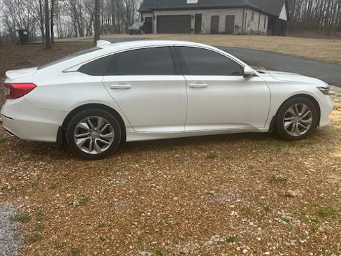 Used 2020 Honda Accord LX image 1