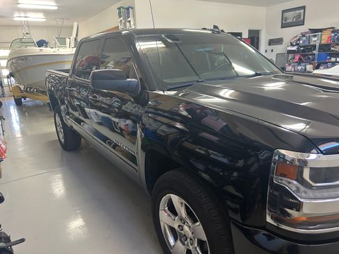 Used 2016 Chevrolet Silverado 1500 LT w/ All Star Edition RWD image 2