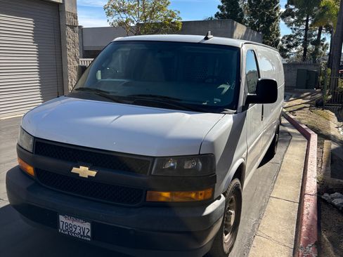 Used 2020 Chevrolet Express 2500 Extended w/ Driver Convenience Package image 2