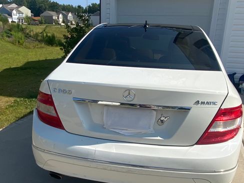 Used 2008 Mercedes-Benz C 300 4MATIC Sedan image 4