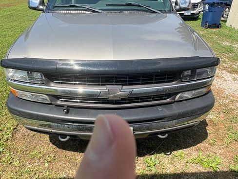 Used 2001 Chevrolet Silverado 1500 LS w/ Off-Road Chassis Pkg image 2