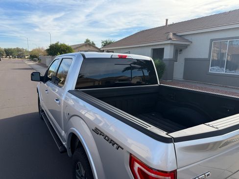 Used 2015 Ford F150 XLT w/ Equipment Group 302A Luxury image 4