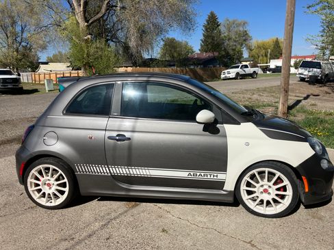 Used 2013 FIAT 500 Abarth w/ Comfort/Convenience Group FWD image 1