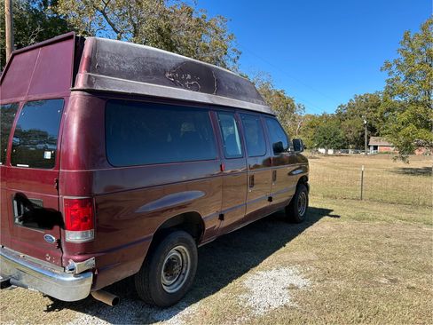 Used 2007 Ford E-350 and Econoline 350 XL image 4