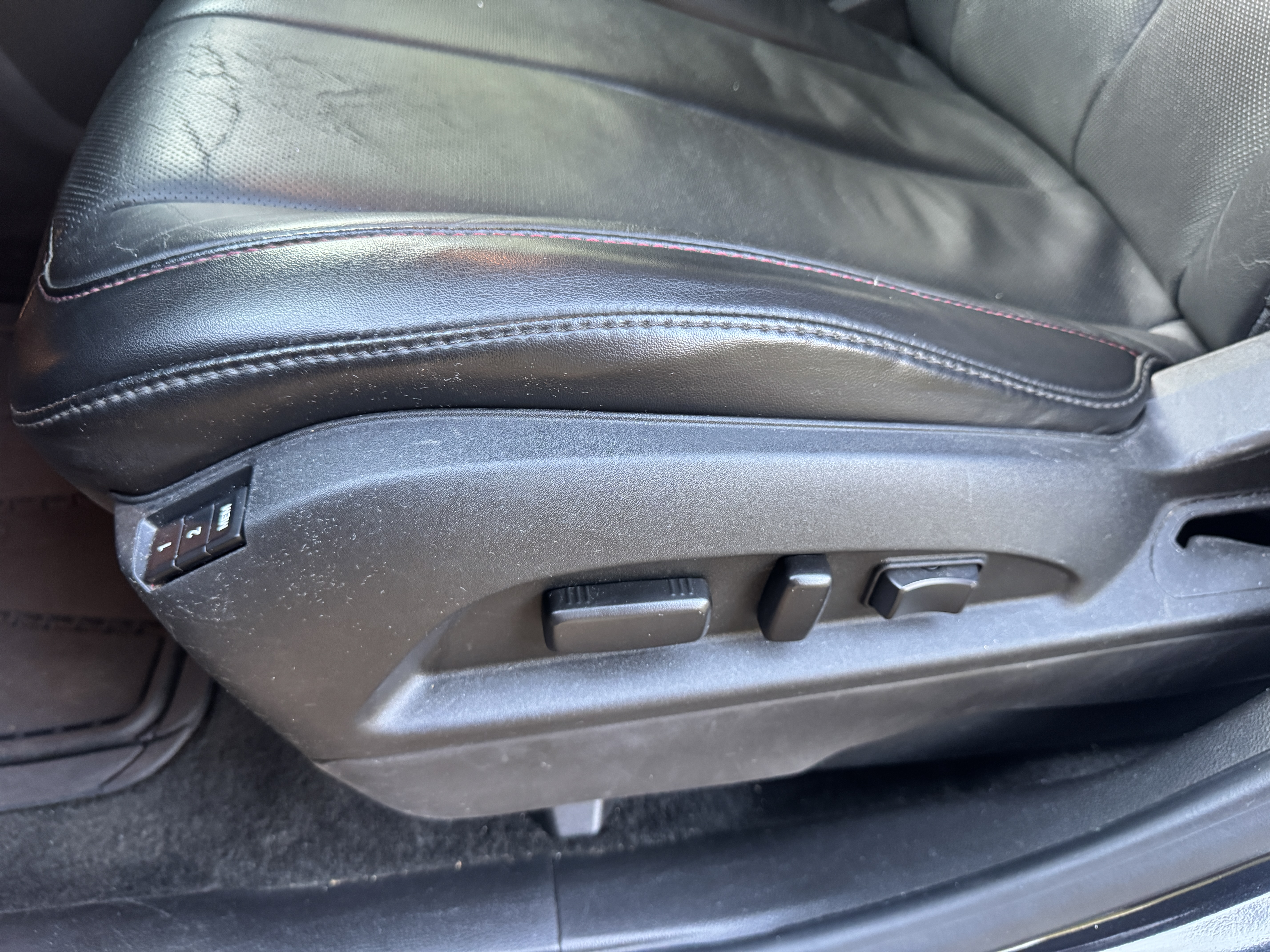 Used 2015 Chevrolet Equinox LTZ AWD/4WD image 24