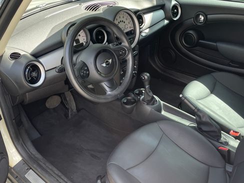 Used 2013 MINI Cooper Hardtop FWD image 9