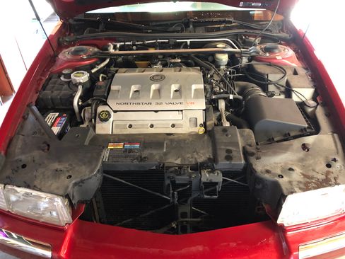 Used 2002 Cadillac Eldorado ESC w/ Preffered Equipment Group image 9