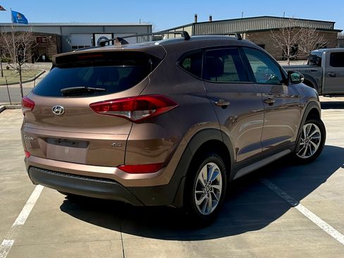 Used 2017 Hyundai Tucson SE Plus image 6