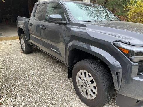Used 2024 Toyota Tacoma SR5 image 13