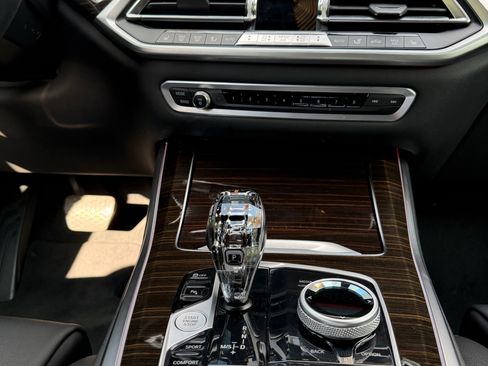 Used 2019 BMW X5 xDrive40i w/ Premium Package 2 image 16