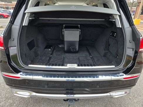 Used 2023 Mercedes-Benz Maybach GLS 600 4MATIC image 6