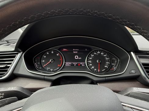 Used 2022 Audi Q5 2.0T Premium AWD/4WD image 14