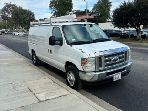 Used 2013 Ford E-250 and Econoline 250 w/ PWR Group RWD image 2