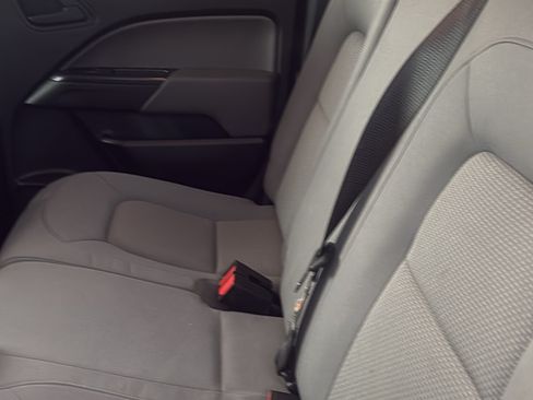 Used 2015 Chevrolet Colorado W/T w/ WT Convenience Package image 5