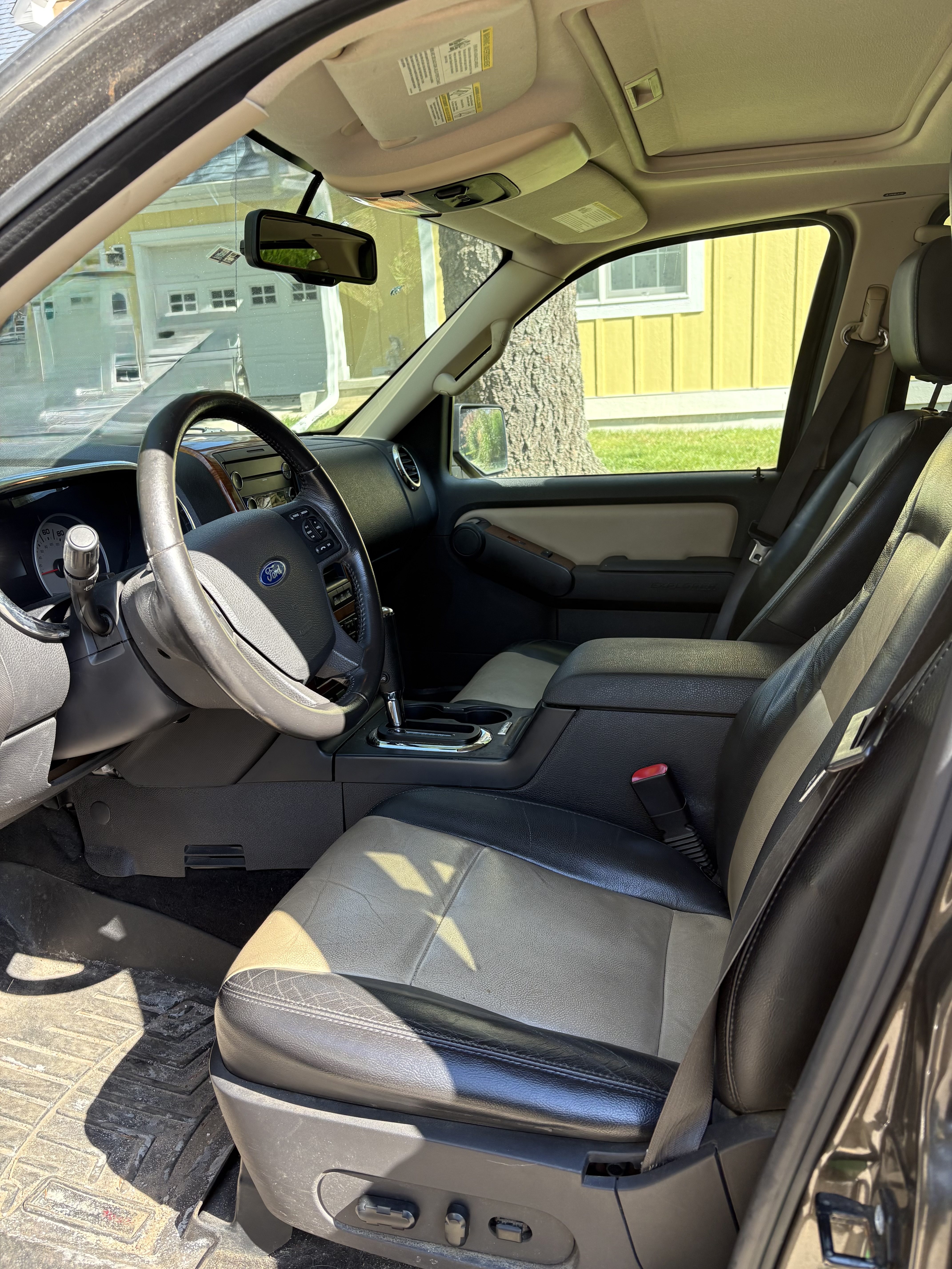 Used 2008 Ford Explorer Eddie Bauer AWD/4WD image 6