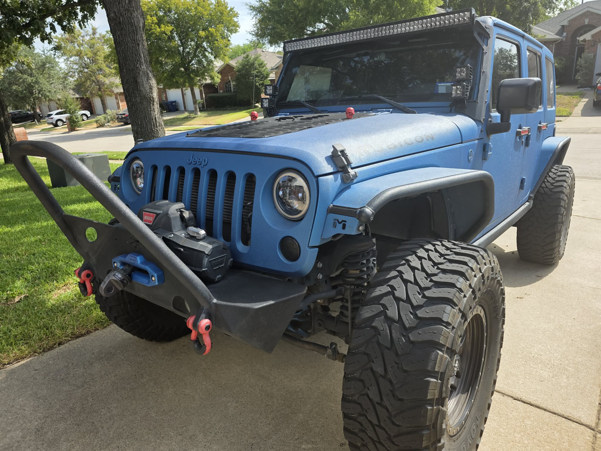 Used 2016 Jeep Wrangler Unlimited Rubicon w/ Connectivity Group AWD/4WD image 2