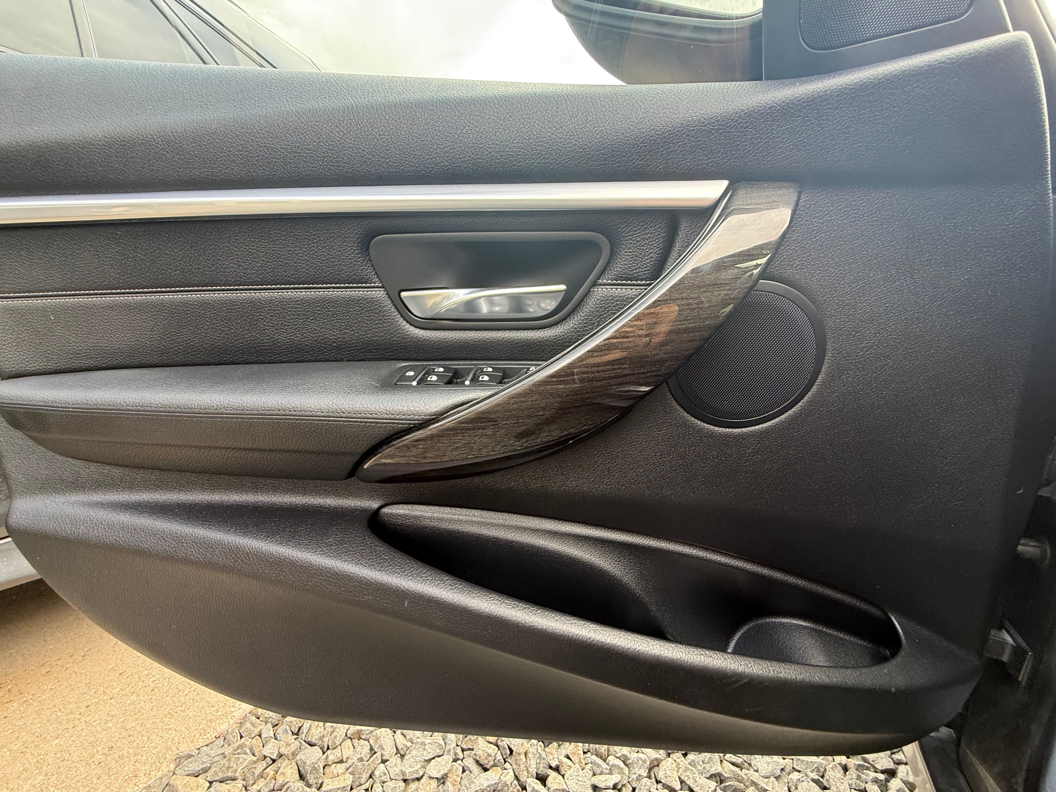 Used 2016 BMW 328i Sedan RWD image 15