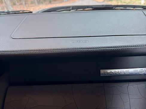 Used 2007 Land Rover Range Rover HSE image 10