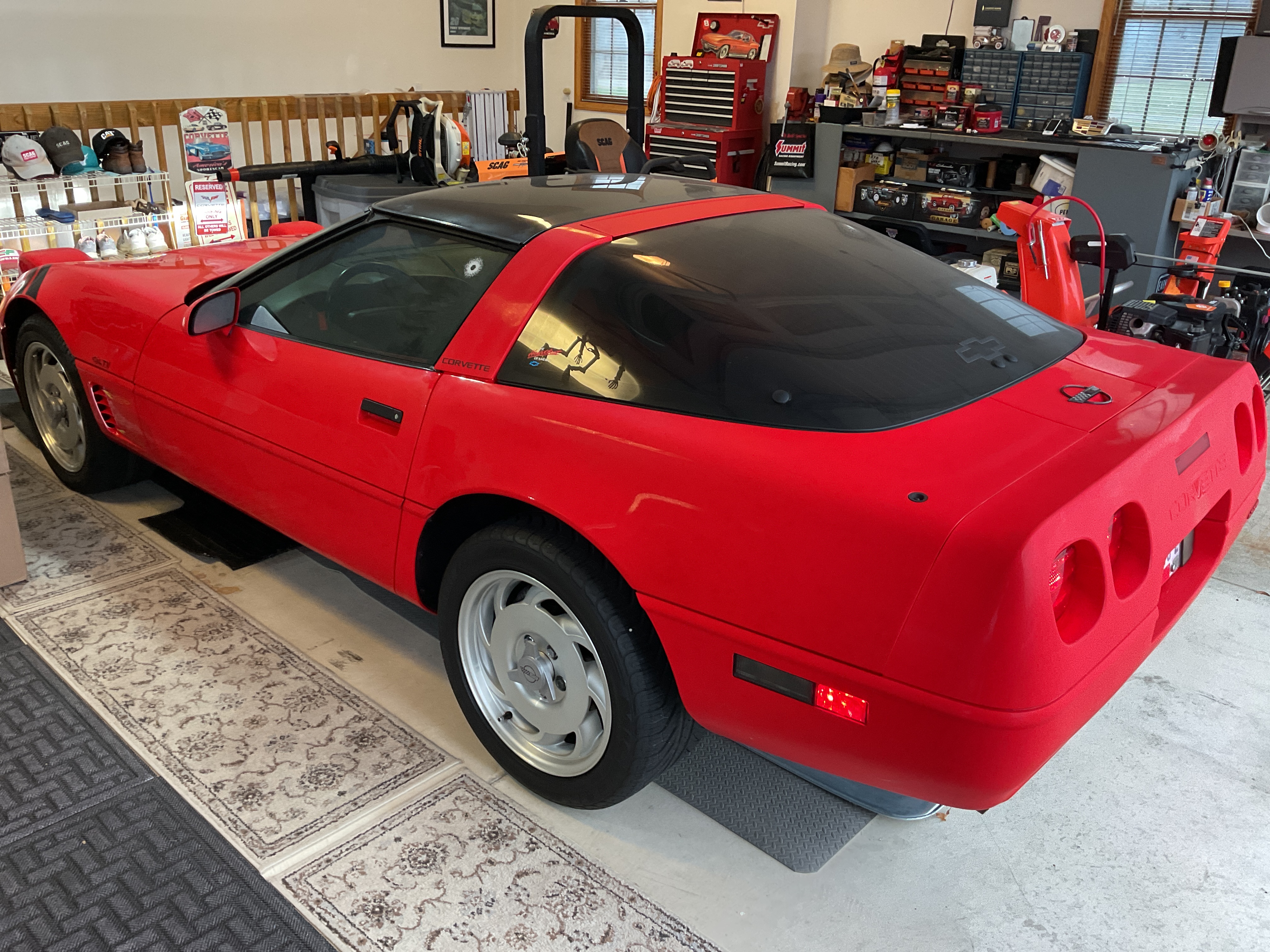Used 1995 Chevrolet Corvette Coupe RWD image 8