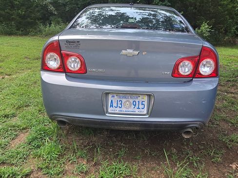 Used 2009 Chevrolet Malibu LTZ w/ HFV6 Engine Package image 5