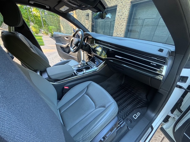 Used 2021 Audi Q8 Premium Plus AWD/4WD image 10