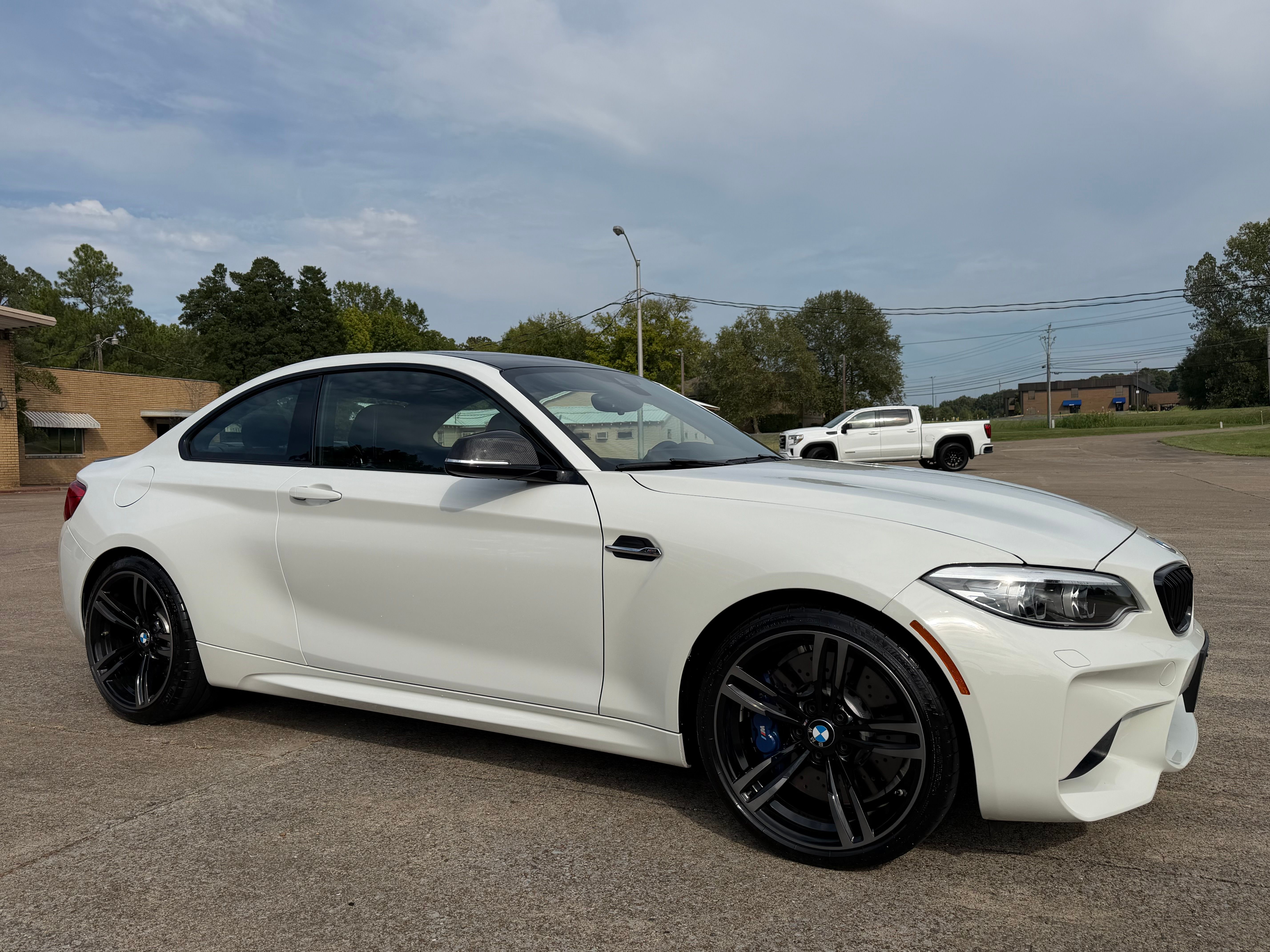 Used 2018 BMW M2 RWD image 6