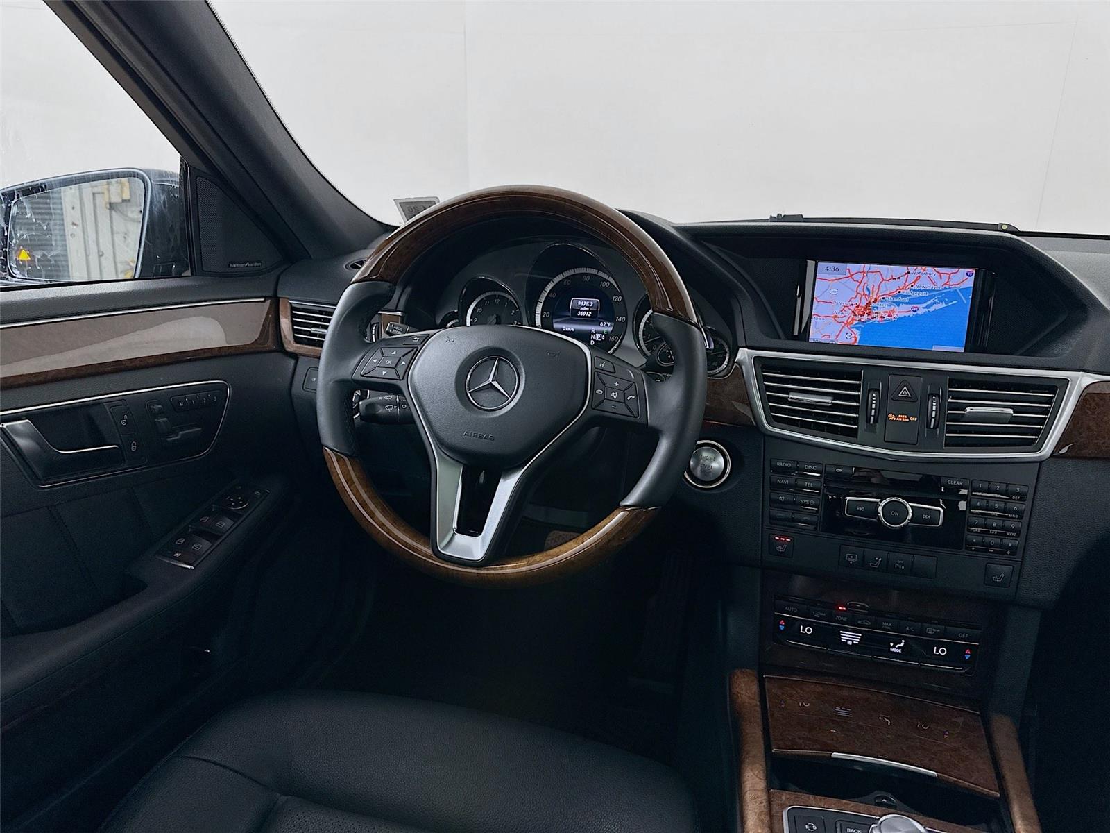 Used 2013 Mercedes-Benz E 350 4MATIC Sedan image 16