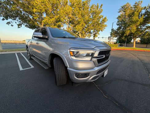 Used 2019 RAM 1500 Laramie RWD image 8