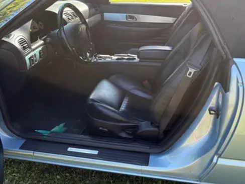 Used 2004 Ford Thunderbird RWD image 2