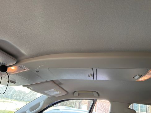 Used 2013 Toyota Tundra SR5 w/ SR5 Pkg image 24