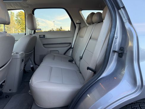 Used 2008 Ford Escape 2WD Hybrid image 6