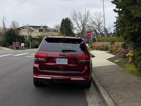 Used 2016 Jeep Grand Cherokee High Altitude image 3