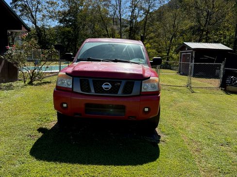 Used 2012 Nissan Titan SV w/ Sport Appearance Pkg image 2