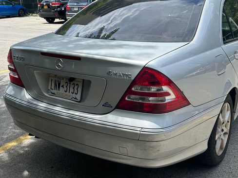 Used 2007 Mercedes-Benz C 280 4MATIC Sedan image 4