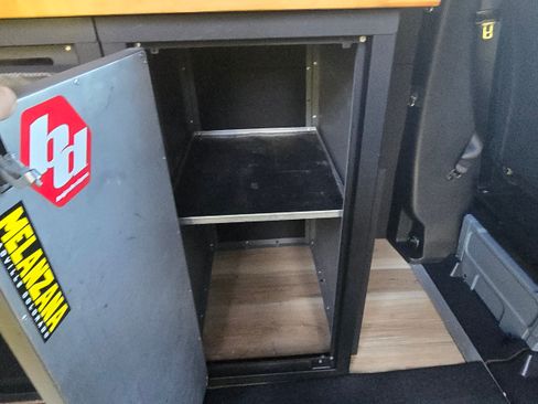 Used 2021 Mercedes-Benz Sprinter 2500 image 18