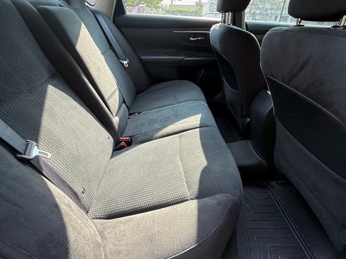 Used 2015 Nissan Altima 2.5 S w/ Special Edition Package FWD image 12