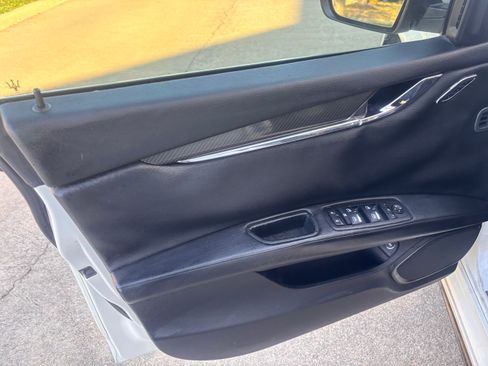 Used 2014 Maserati Quattroporte GTS image 20