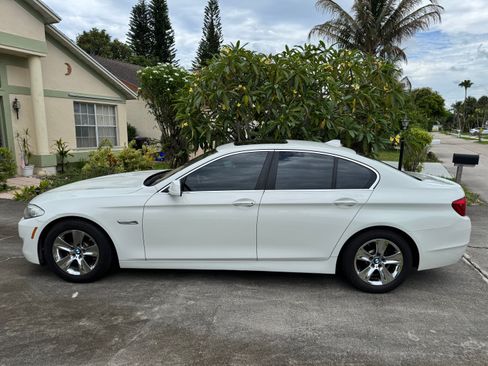 Used 2013 BMW 528i Sedan RWD image 5