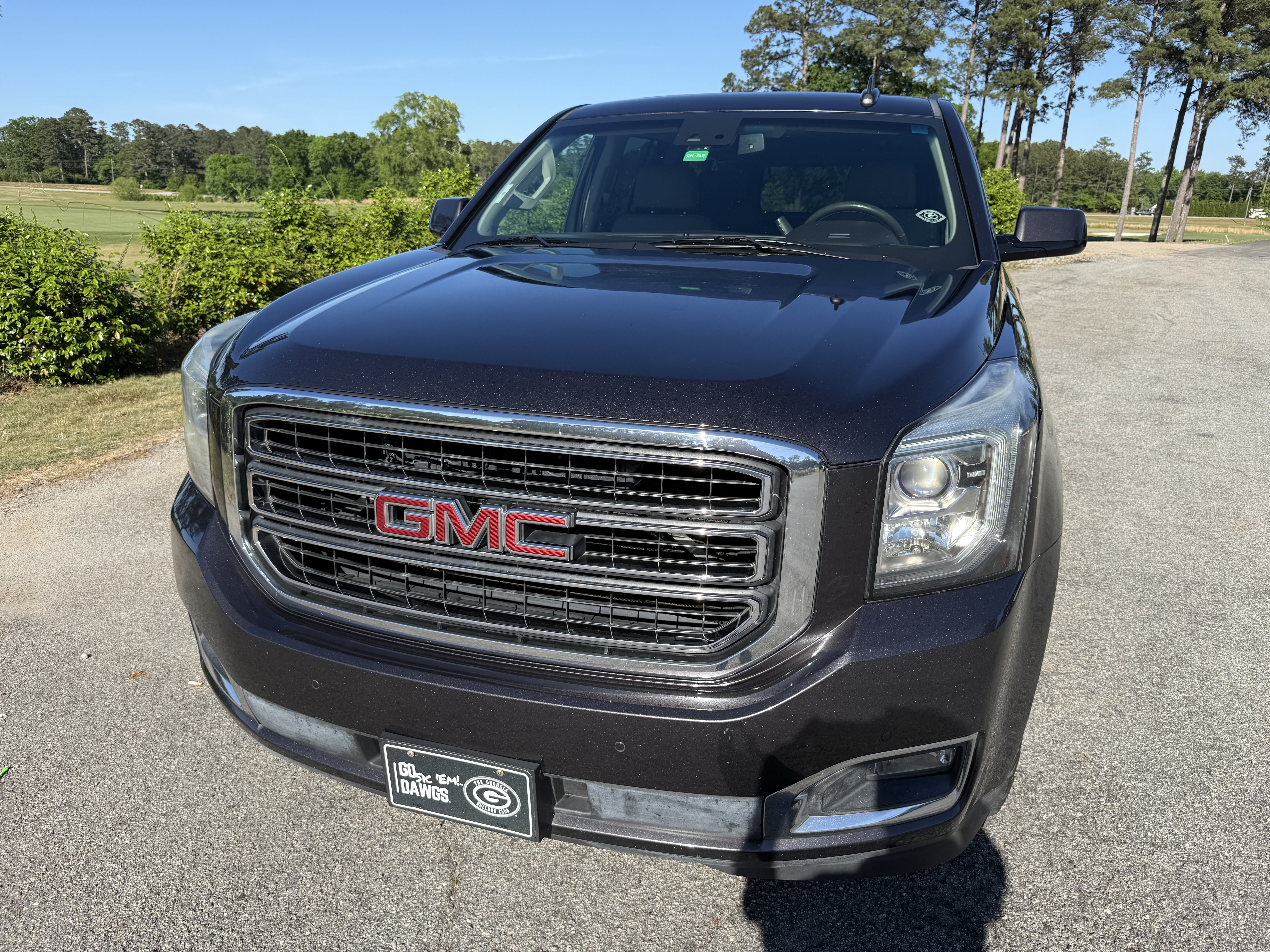 Used 2015 GMC Yukon XL SLT w/ Open Road Package AWD/4WD image 2