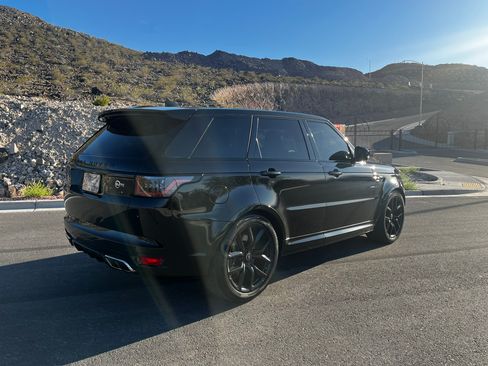 Used 2018 Land Rover Range Rover Sport SVR image 8