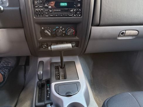 Used 1998 Jeep Cherokee Sport AWD/4WD image 13