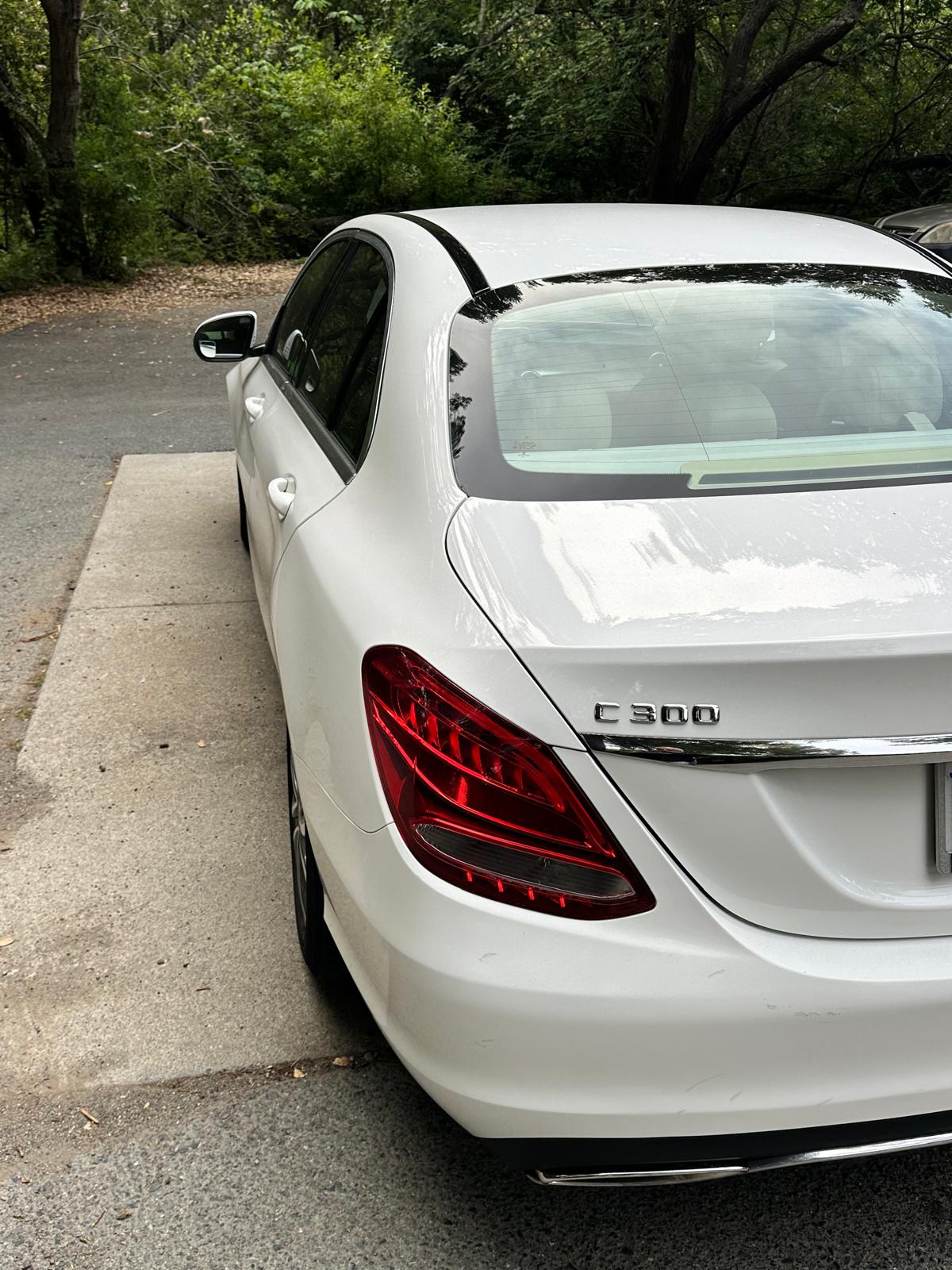 Used 2015 Mercedes-Benz C 300 Sedan image 8