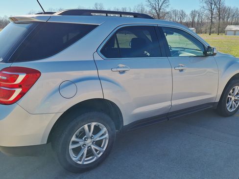 Used 2016 Chevrolet Equinox LT w/ Convenience Package image 5