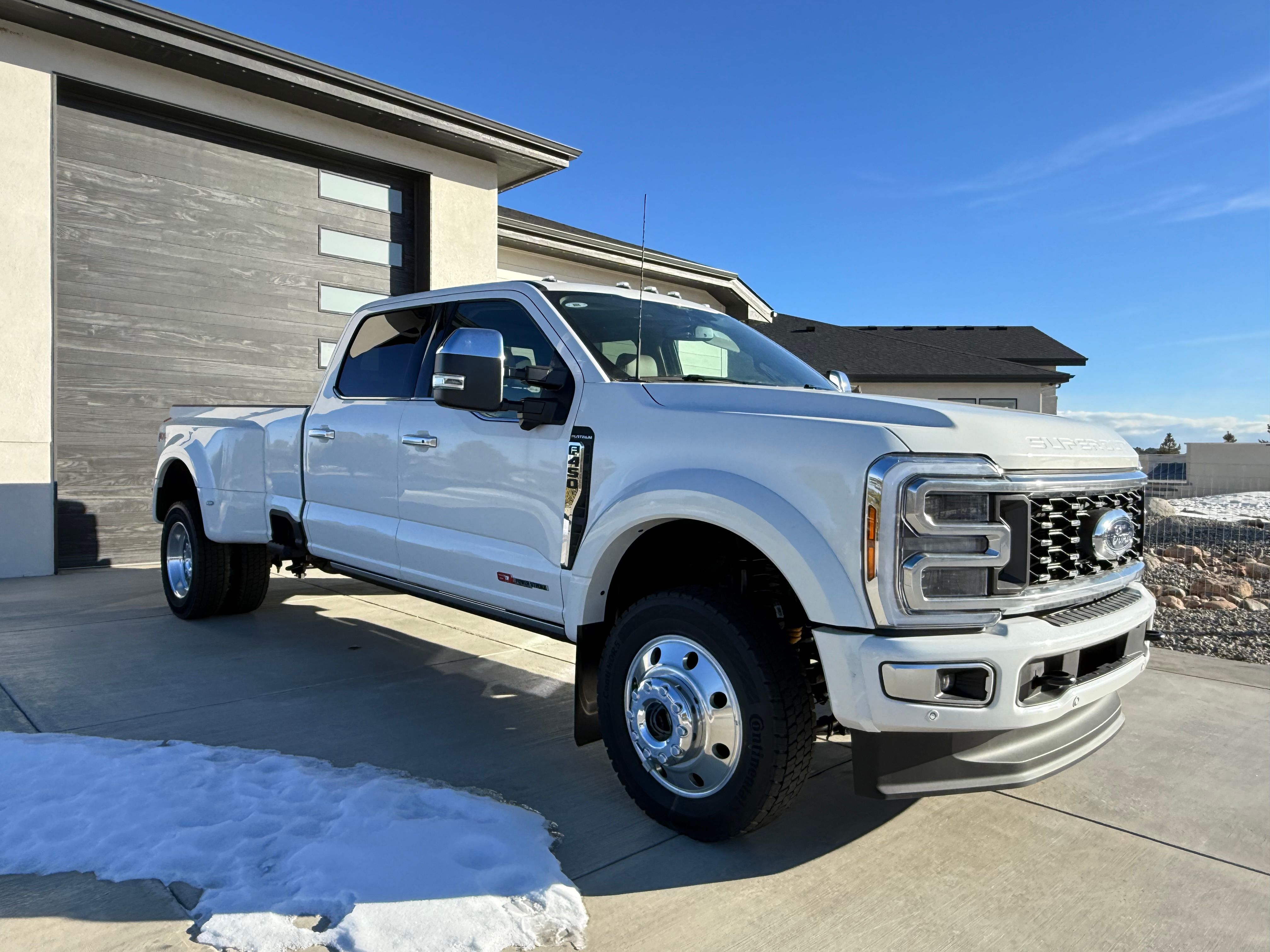 Used 2025 Ford F450 Platinum w/ Platinum Plus Package AWD/4WD image 11
