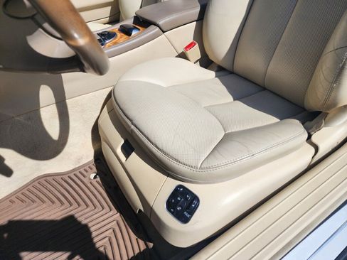 Used 2005 Mercedes-Benz SL 500 image 12