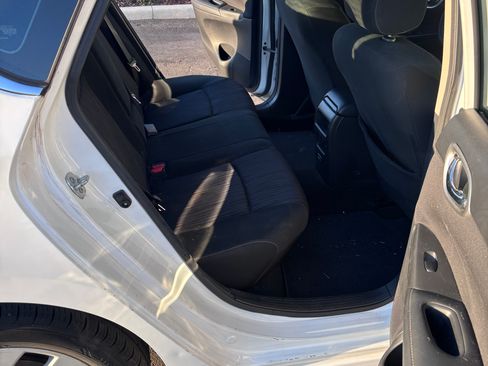 Used 2019 Nissan Sentra SV image 9