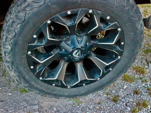 Used 2001 Chevrolet Silverado 1500 LS w/ Off-Road Chassis Pkg image 15