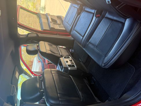 Used 2018 Ford F150 Lariat image 9