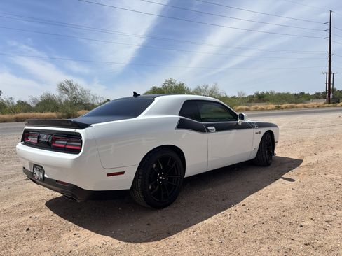 Used 2018 Dodge Challenger T/A image 9